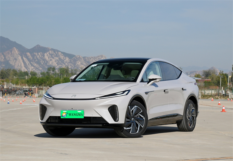 Made in China EV RISING Feifan R7 670km Range New Energy Vehicles In Stock RISING R7